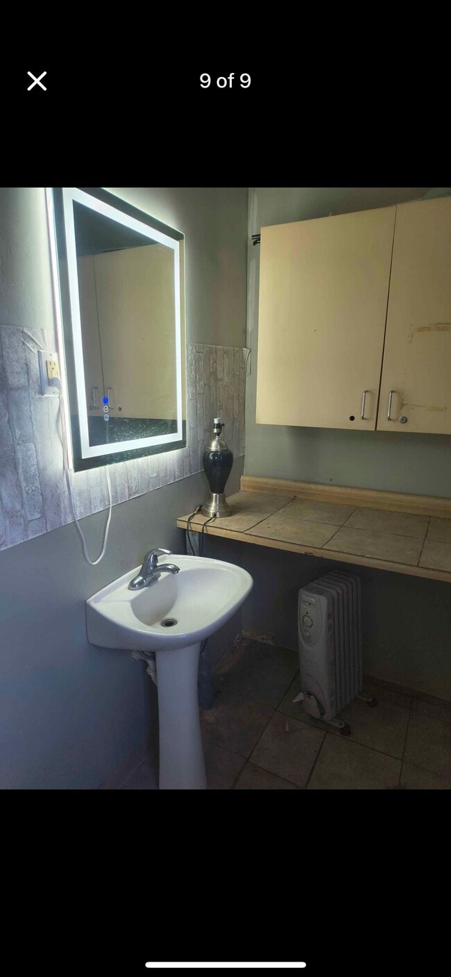 Photo - 215 St Jude Ave