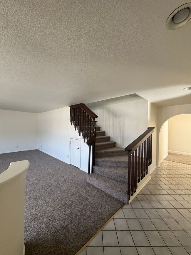 Photo - Spacious 5 Bedroom Home in NW Reno with 2 Primary Suites