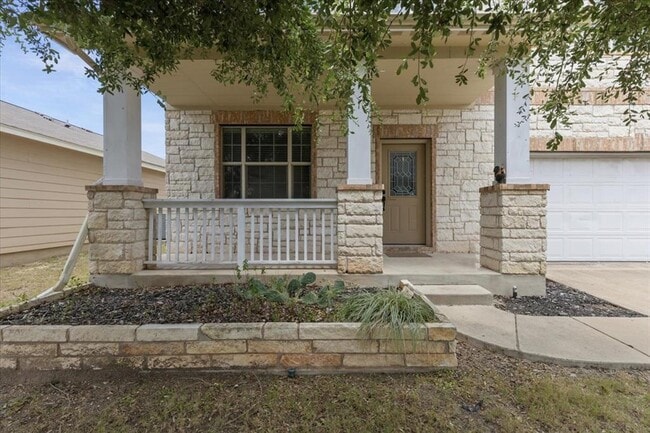Photo - 108 Quarry Ln
