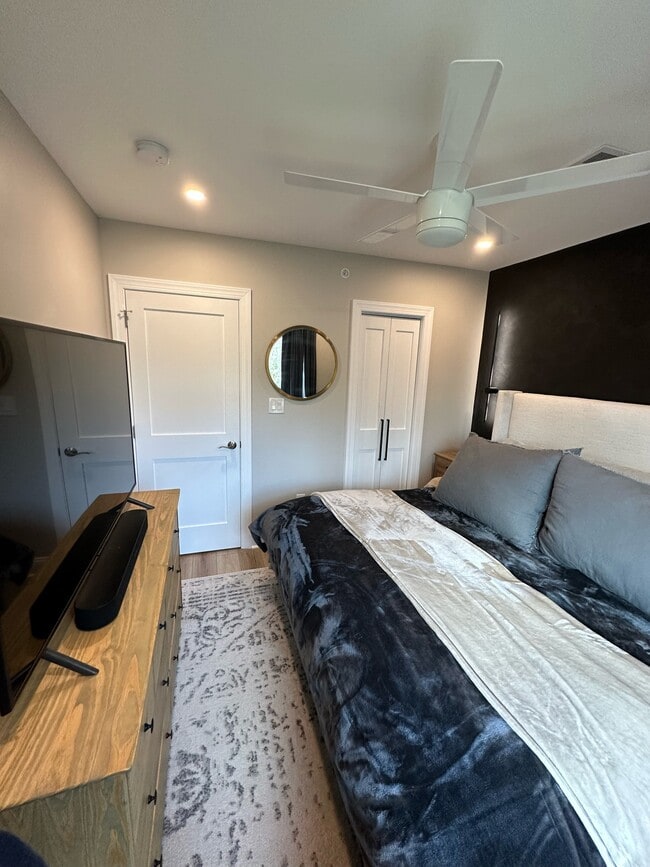 Photo - 15 Morton Ave Unidad