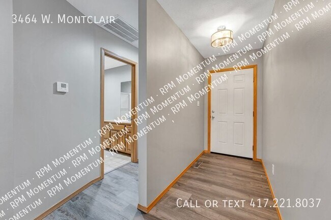 SW SPRINGFIELD 2BEDROMM/2BATH DUPLEX