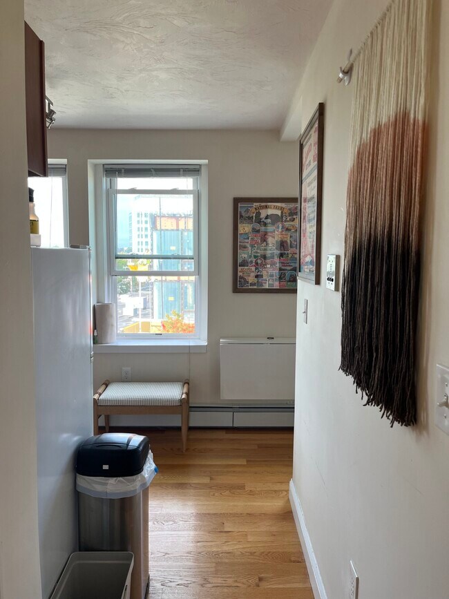 Photo - 1126 Cambridge St Unit #4F