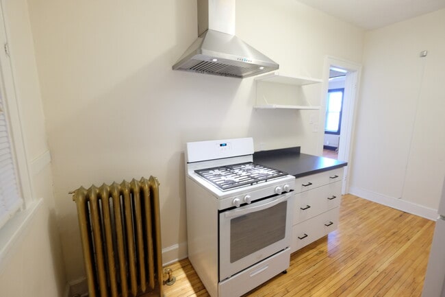 Photo - Snelling Villas