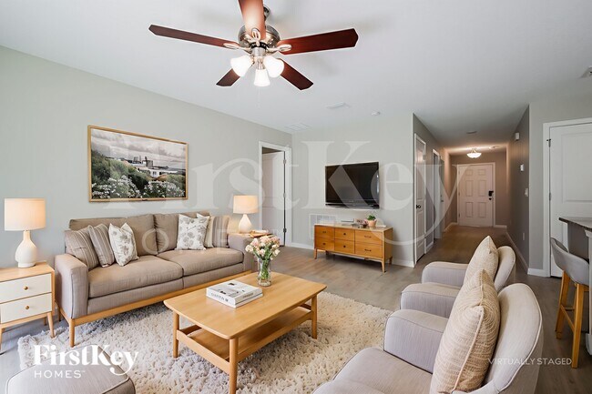 Photo - 513 Earhart Dr