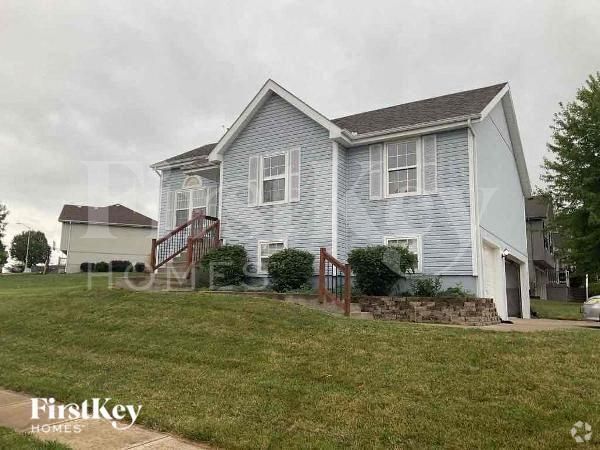 Building Photo - 11623 N Windsor Ave Rental