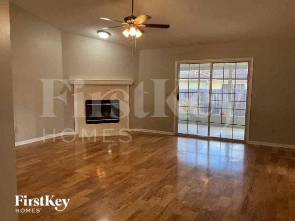 Photo - 8047 Queensferry Ln