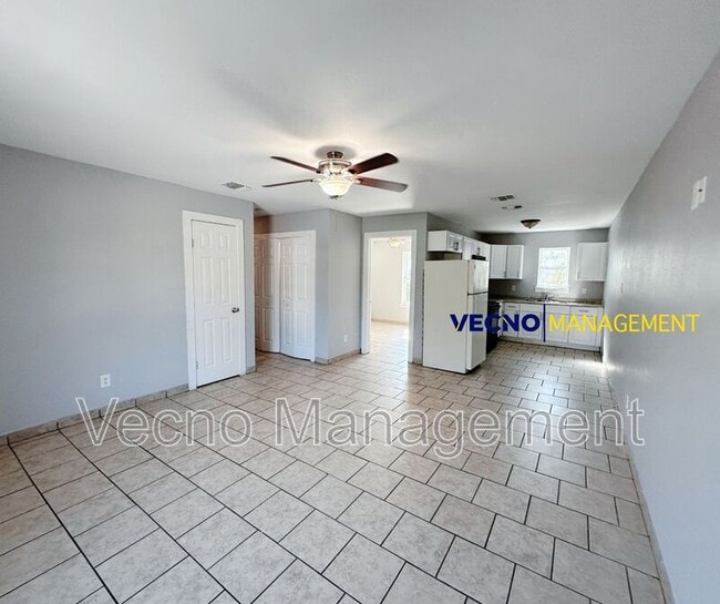 Photo - 302 Cooper St Unit 201