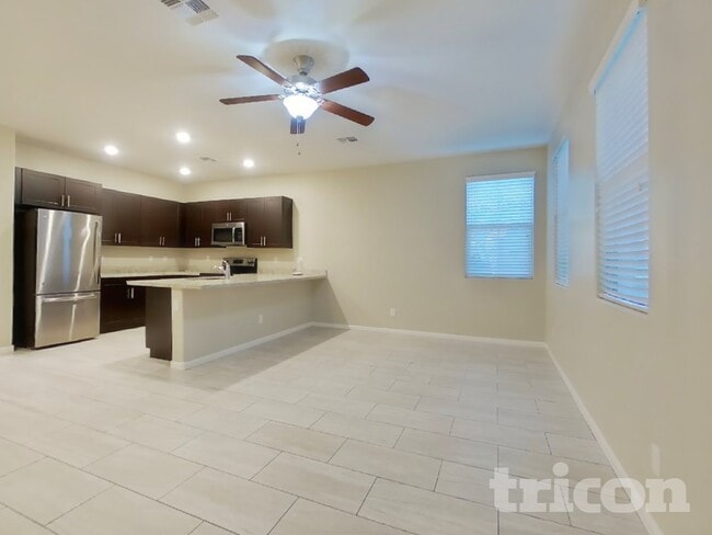 12592 W Lindbergh Dr