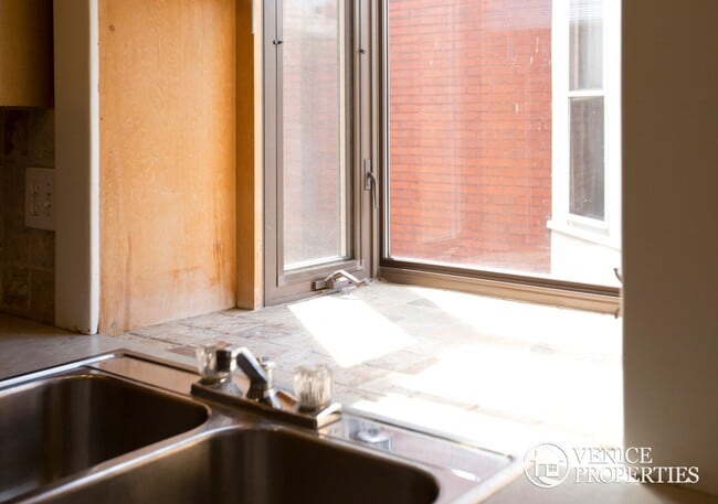 Photo - 66 E Northwood Ave