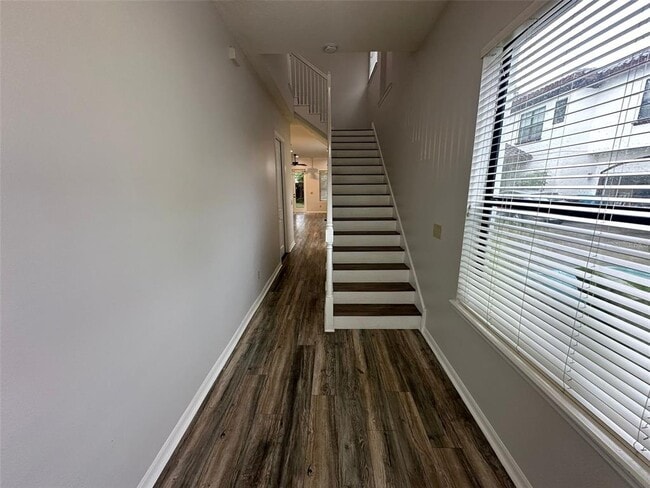 Photo - 116 E Esther St