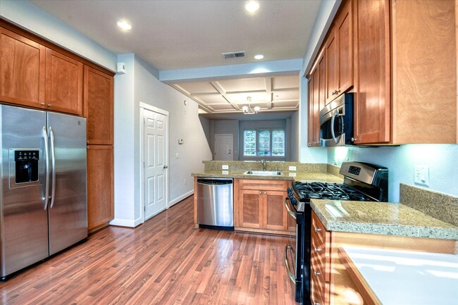 Building Photo - 217 Kentdale Pl Rental
