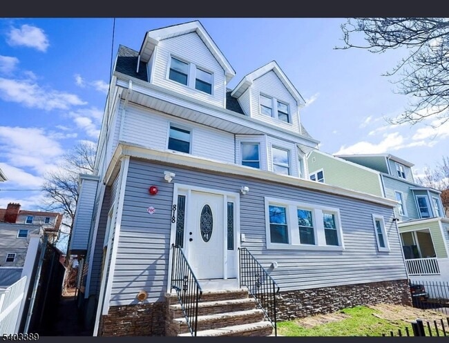 Photo - 818 S 12th St Unit 1