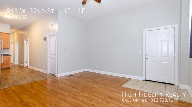 Photo - 915 W 32nd St Unit 1F