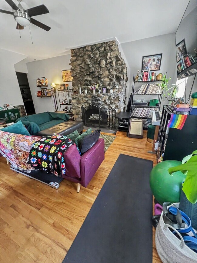 Photo - 114 Walnut Avenue