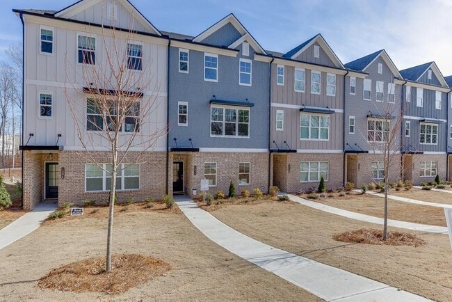 Photo - 1276 Ainsworth Alley