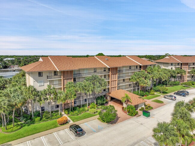 Photo - 2001 Marina Isle Way Unidad 203 Rental