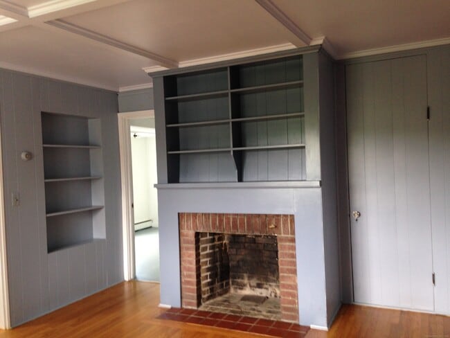 Photo - 123 Bridge St