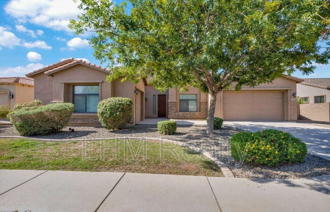 Building Photo - 3093 E San Carlos Pl Rental