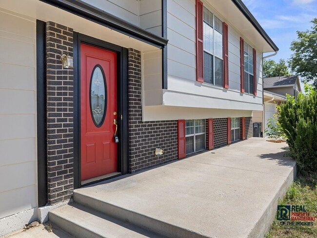 Photo - Beautiful & Bright Home in South West Fort Collins!