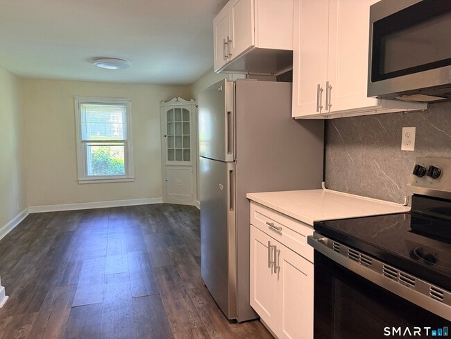 Photo - 21 Millard St Unit 1
