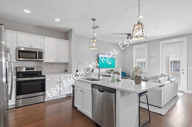 Photo - 4923 E County Hwy 30A