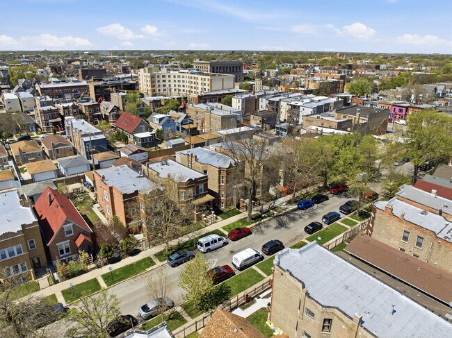 Photo - 1526 N Springfield Ave