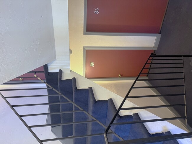 Building Photo - 83 Highwood Dr Unit 83