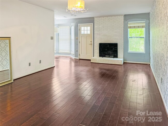 Photo - 8509 Golf Ridge Dr