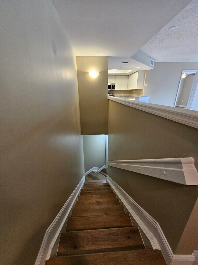 Photo - 4187 N Haverhill Rd Unit 517