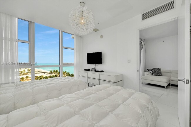 Photo - 18201 Collins Ave Unit 1002