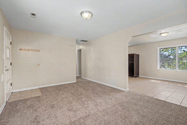 Photo - 1121 Cooper Ave