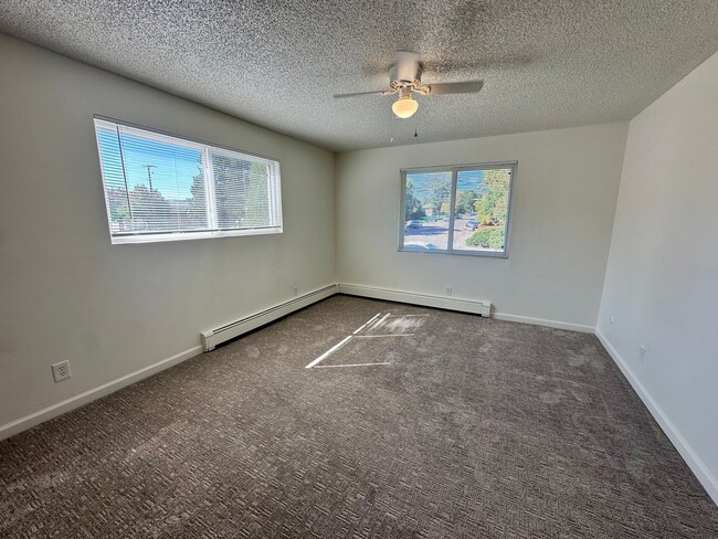 Photo - 720 Moore St Unit 03