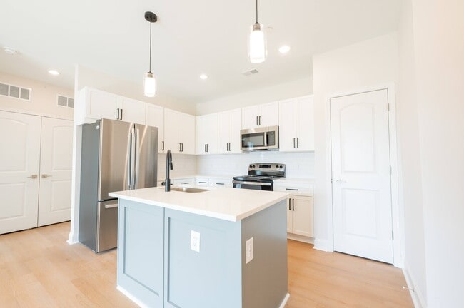 Photo - Dunloe Charlotte