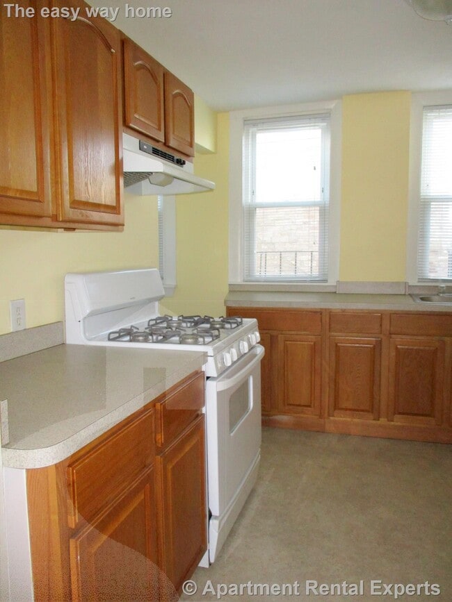 Photo - 2 Central St Unit #6