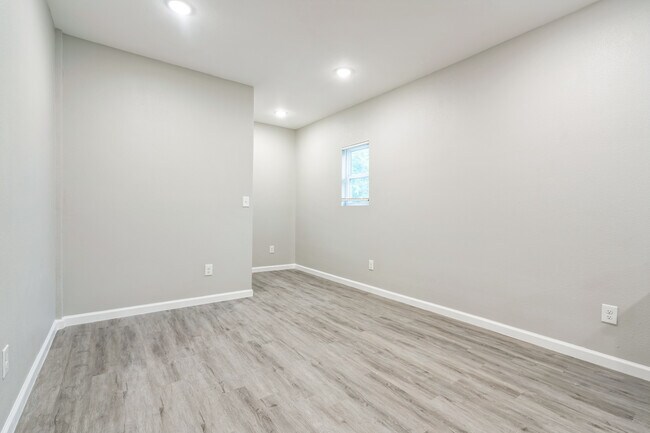 Photo - Woodlawn Homes