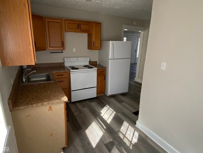 Photo - 2002 Arrow Ave