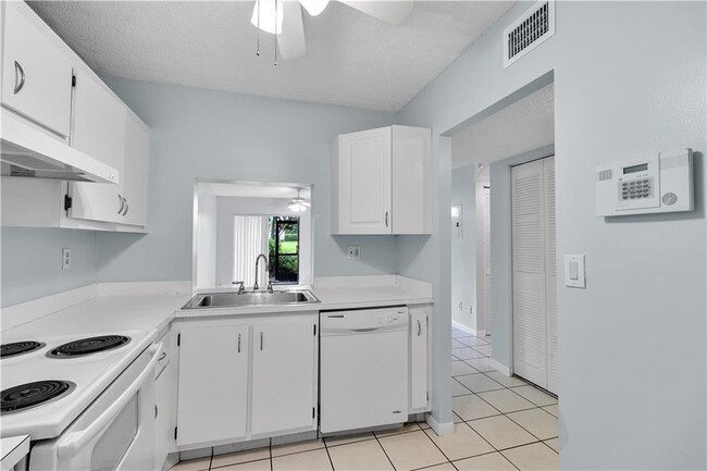 7406 Woodmont Ter