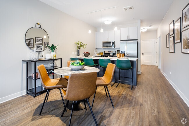 2 BR, 2 BA - “O”, 1049 SF - Beekman on Broadway