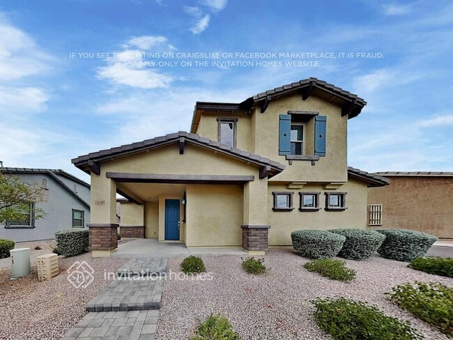 Building Photo - 252 N Sandal Rental