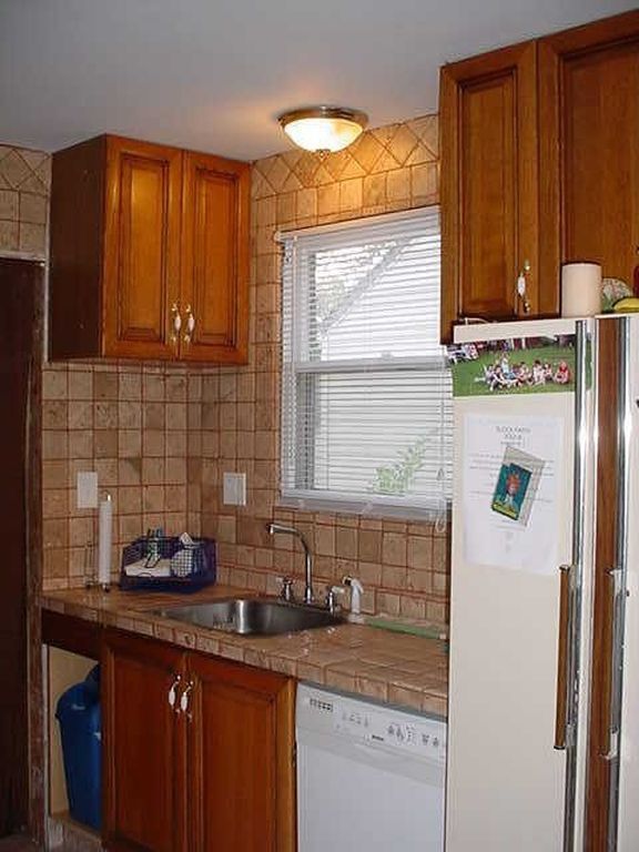 Beautiful 4 bedroom 1 1/2 Bath home with f... Rental For Rent in