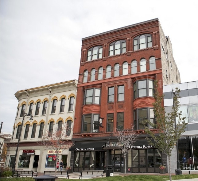 Lofts at the Kendall
