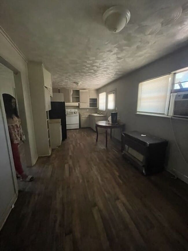 Photo - 144 Anthony St