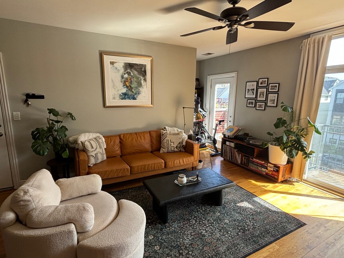 Photo - 1710 N Whipple St Unit 1710 N Whipple St