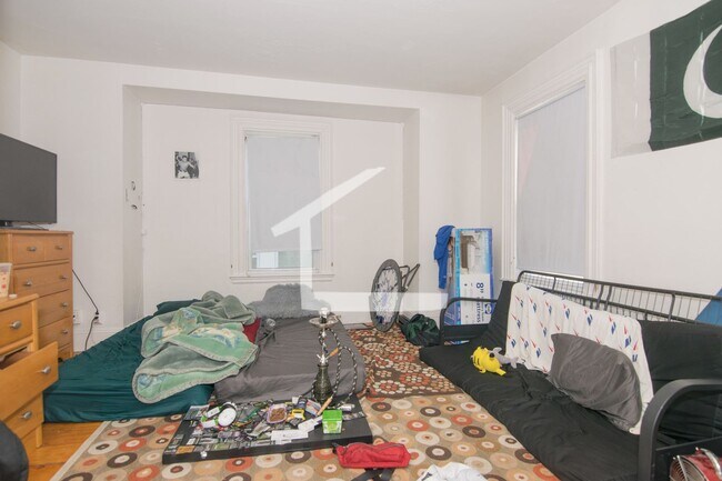 Photo - Huge 4 bed near BU and the Green Line for ...
