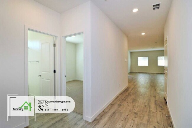 3643 Ginny Ct