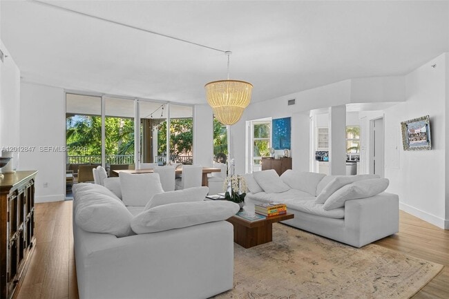 Photo - 731 Crandon Blvd Unidad 308