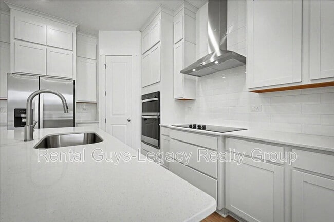 Photo - 5423 Bramhall Rd