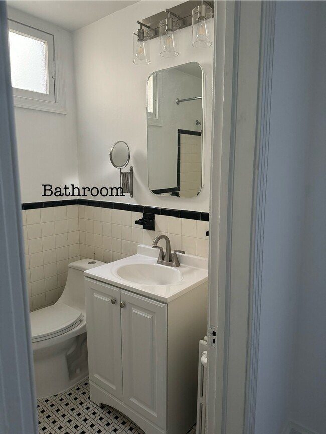 Photo - 5021 1st St NW Unit #4