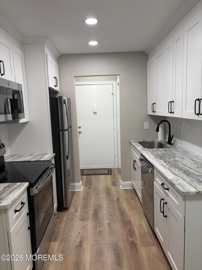 Photo - 204 Covered Bridge Blvd