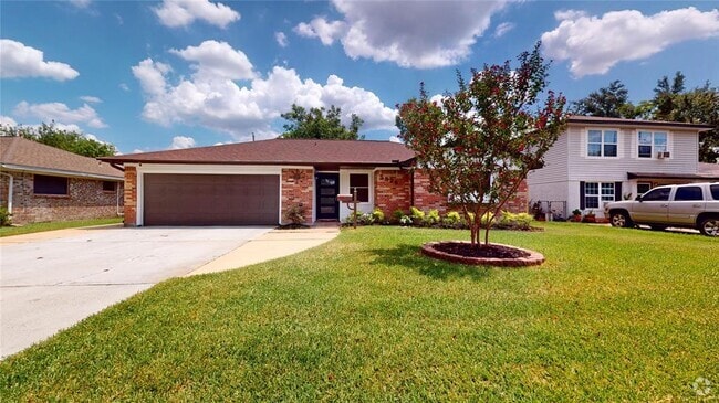 Building Photo - 5826 Shurmard Dr Rental
